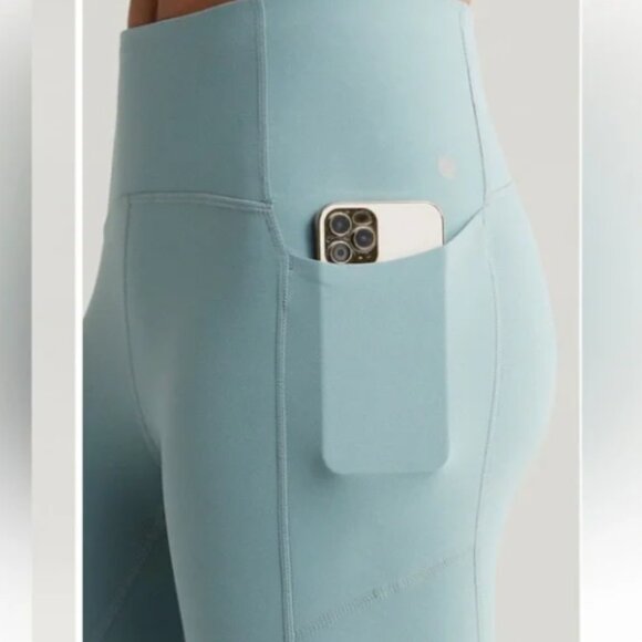 Zella Studio - Luxe High Waist Pocket 7/8 Legging | Gray Thunder | Size Medium - Picture 5 of 16